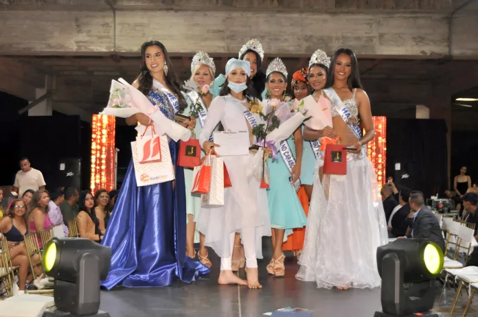 Foto: Karloz Dielingen Concurso Chica Cristal
