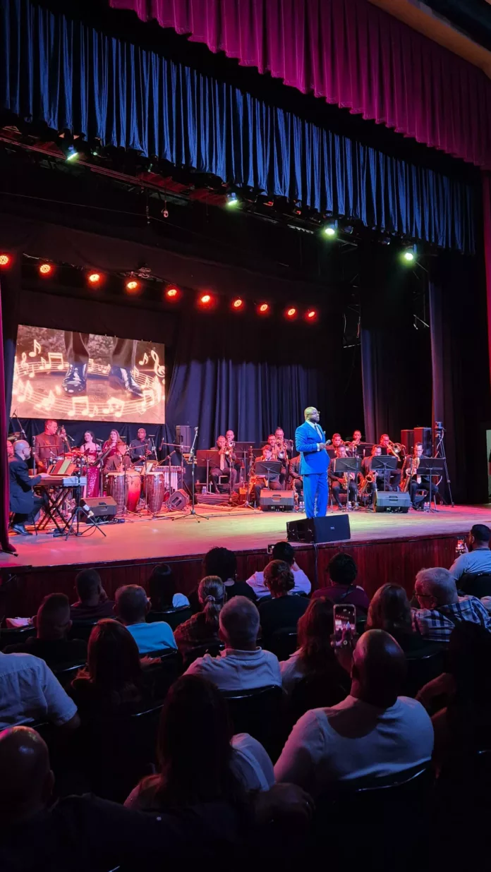 Foto: Nota de prensa Al son de The Big Band Theory y con la voz del reconocido cantante Marcial Istúriz, el público carabobeño disfrutó los mejores temas de Rubén Blades