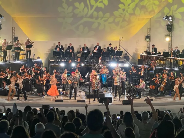 Foto: Globovisión La Concha Acústica de Colinas de Bello Monte vibró al ritmo del espectáculo