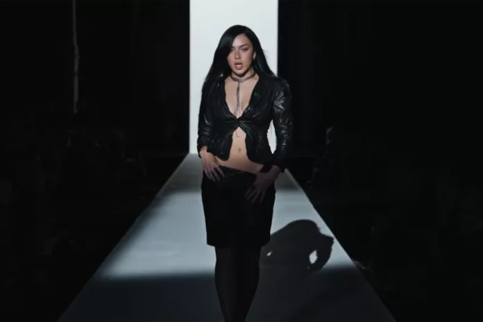 Foto: Charli XCX SS26
